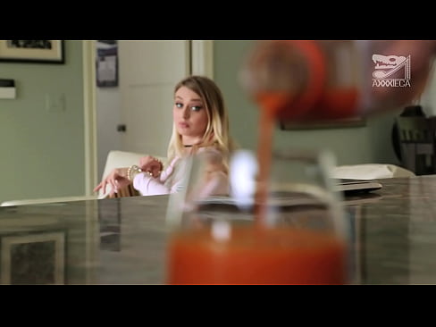 ❤️ Hot jente med store pupper og stram fitte får kuk fra taperen, men veldig hardt ️❌ Sexvideo på porno no.pornmega.ru ☑