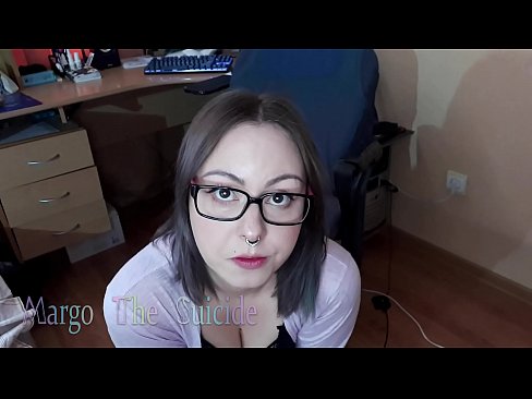 ❤️ Sexy jente med briller suger dildo dypt på kamera ️❌ Sexvideo på porno no.pornmega.ru ☑